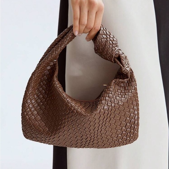 SHEIN clutch - Picture 3 of 3